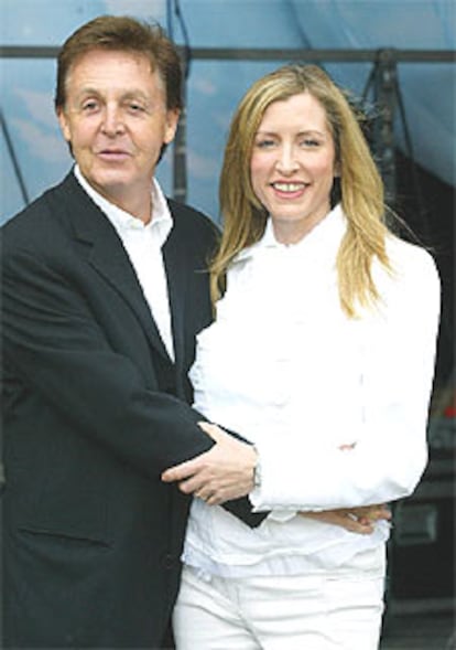 Paul McCartney y Heather Mills fueron padres el pasado martes.