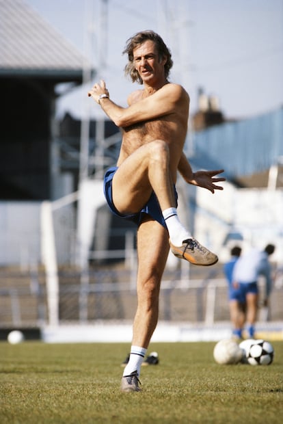 Menotti, durante un entrenamiento con la selección Argentina en mayo de 1980.