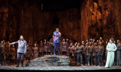 Un momento del ensayo general de Lohengrin, en el Teatro Real.