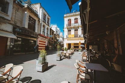 La terraza del café Central, en la plaza Petit Socco de Tánger.