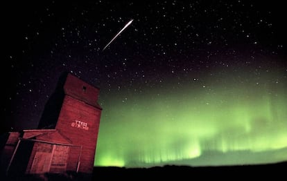 Rastro de una Leónida en el cielo boreal.