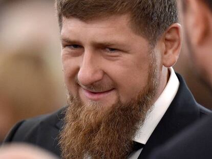 El líder checheno, Ramzan Kadyrov, en diciembre de 2016, antes de una reunión con el presidente Ruso, Vladímir Putin.