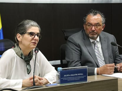 Julieta Lemaitre Ripoll y Roberto Carlos Vidal, magistrada y presidente de la JEP