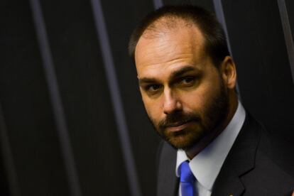 Deputado Eduardo Bolsonaro durante sessão de posse dos Deputados Federais para a 56ª Legislatura. 