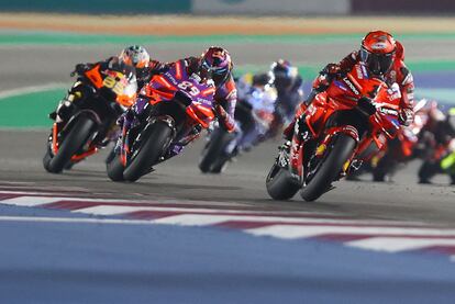 Pecco Bagnaia lidera el Gran Premio de Qatar.