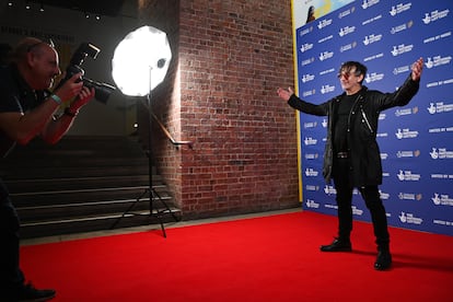 Ian Broudie en un evento musical en Liverpool en 2023 con motivo de la celebración del festival de Eurovisión en la ciudad.