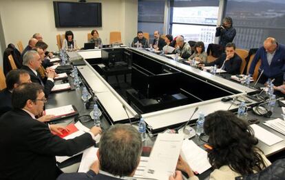 Primera reunión del nuevo Consejo de Administración de EiTB, ayer por la tarde.