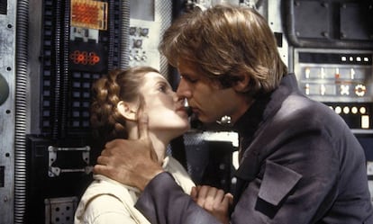 Carrie Fisher y Harrison Ford en &#039;La guerra de las galaxias: El imperio contraataca&#039; (1980). 