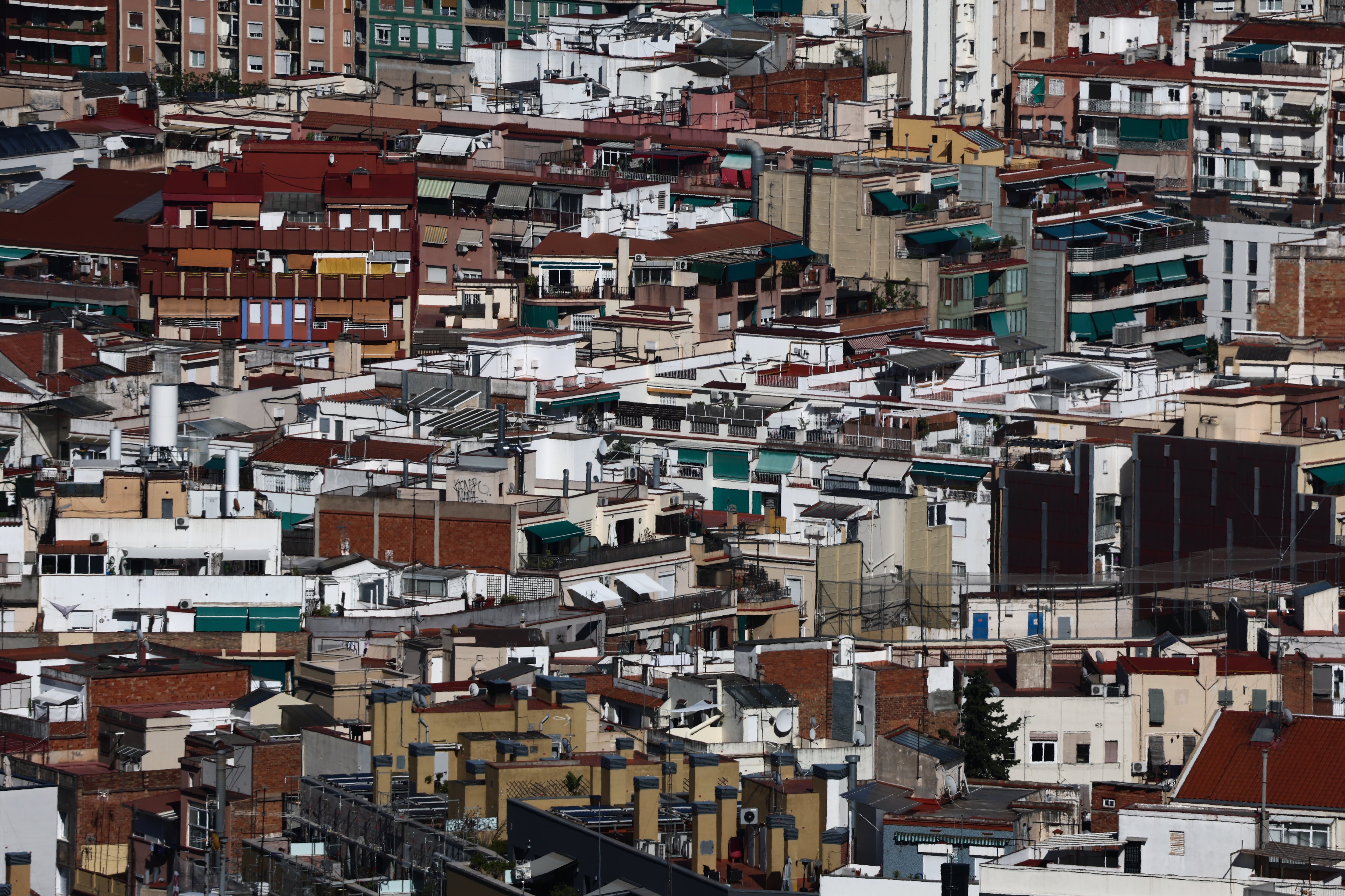 La vivienda en gráficos: más población, más turismo y poca construcción