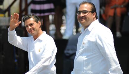 Enrique Peña Nieto, presidente de México; y Javier Duarte de Ochoa, gobernador del estado; encabezaron la ceremonia conmemorativa a la gesta heroica del puerto de Veracruz.