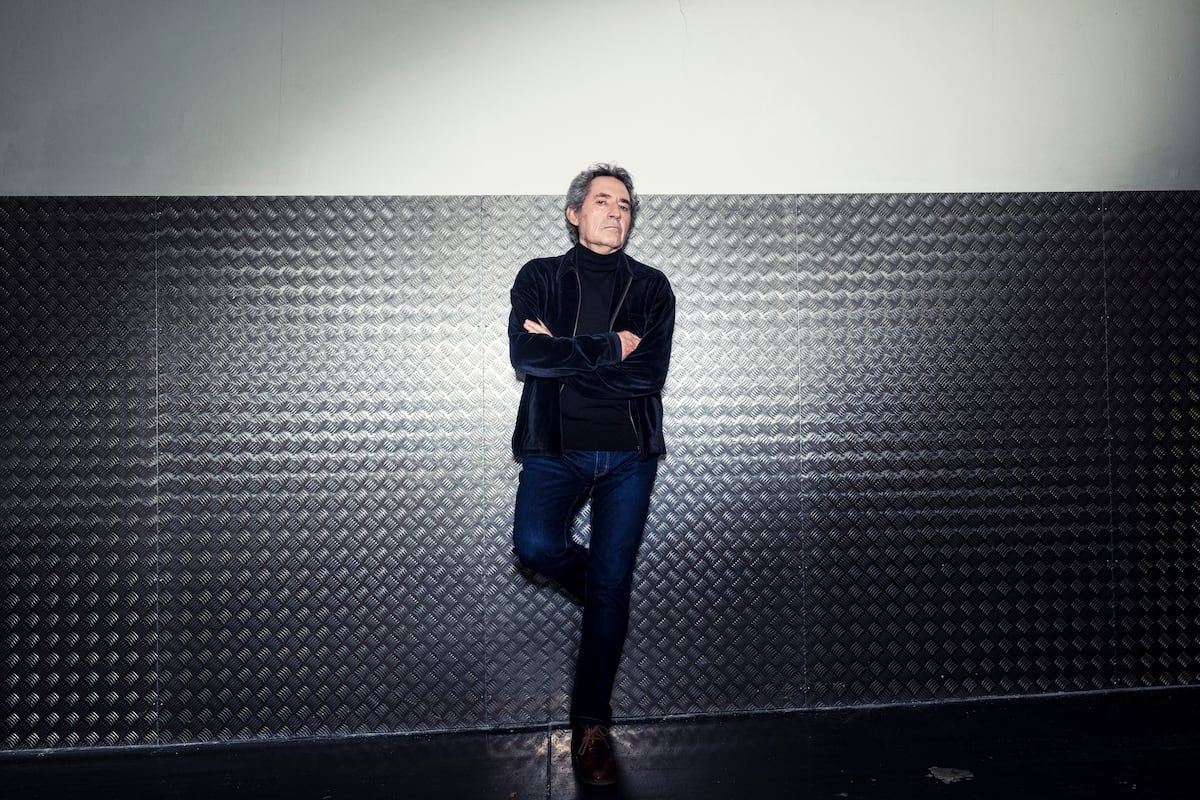 Siente la vibra Tropicoqueta con KAROL G, image size:1200x800