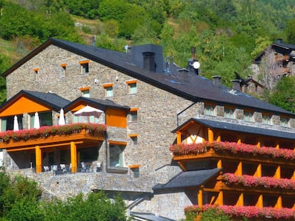 Fachada del Xalet Bringué, en El Serrat-Ordino (Andorra)