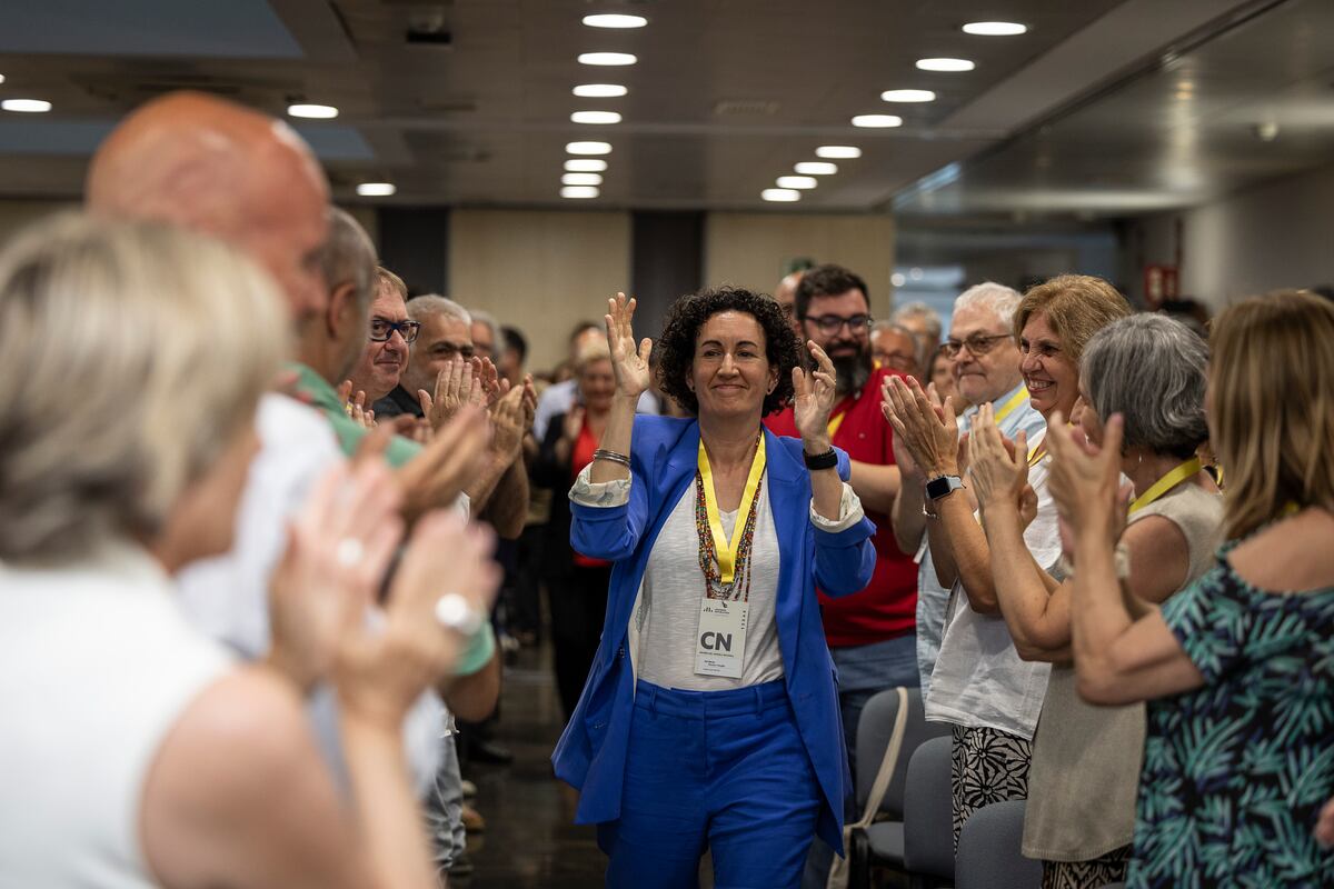 Los afines a Marta Rovira se activan en la disputa con Oriol Junqueras por el liderazgo de ERC