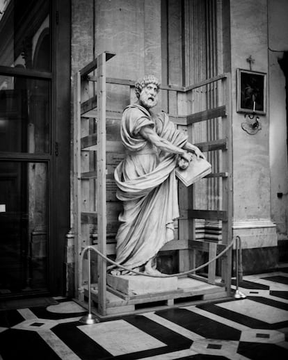 Detalle de la basílica San Giovanni Battista dei Fiorentini, en Roma.