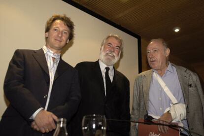 Marc Albrecht, Antonio del Moral y Eduardo Arroyo, ayer en el Teatro Real.