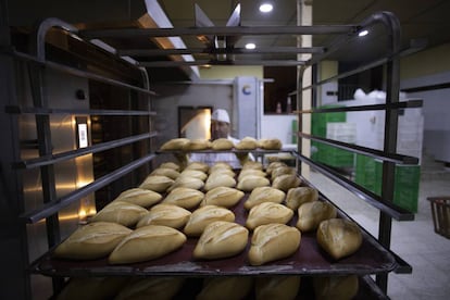 El obrador de la panadería Colón, en Lebrija.