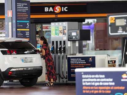 Gasolinera de Respol en Sant Just Desvern, Barcelona.