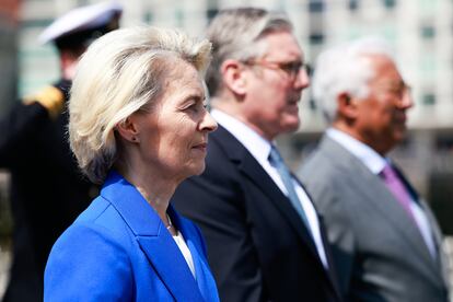 Ursula von der Leyen y Keir Starmer, en Londres el 19 de mayo.