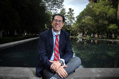 Juan Carlos Baker, en el Parque Lincoln Ciudad de México.