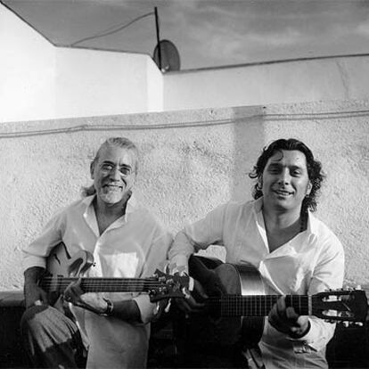 Los músicos Carles Benavent, izquierda, y Josemi Carmona.