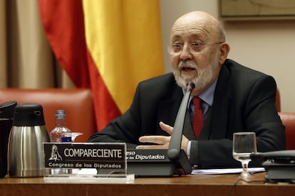 El presidente del CIS, José Félix Tezanos, este jueves en el Congreso de los Diputados.