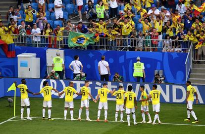 Colombia celebra el gol del triunfo de Yerry Mina.