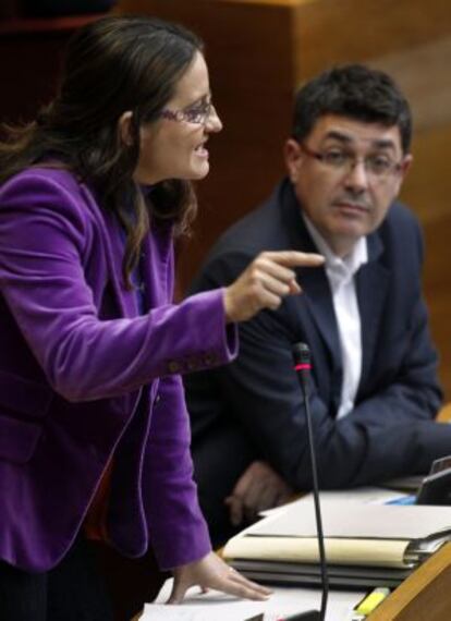 La diputada de Compromís Mónica Oltra durante un pleno del pasado marzo.