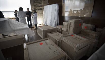 Parte de las 44 obras de Sijena tras su traslado desde el Museo de Lleida.