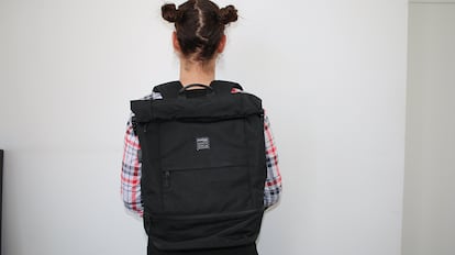 Mochila enrollable EverVanz.