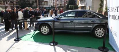 El Audi A8 que usaba Castro, expuesto en la primera subasta.