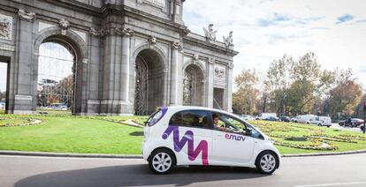 Uno de los vehículos Emov en Madrid