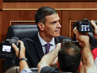 El presidente del Gobierno, Pedro Sánchez, a su llegada para asistir el pleno del Congreso de los Diputados este miércoles