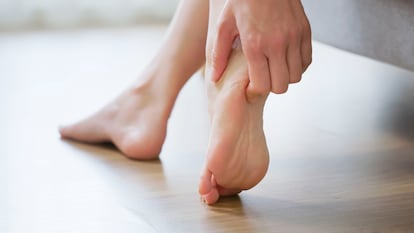 Artículo de EL PAÍS Escaparate que describe las mejores taloneras para fascitis plantar​ a la venta en Amazon.