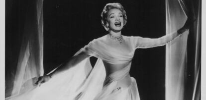 Marlene Dietrich durante una actuación en Las Vegas en 1954.