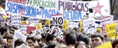 Los estudiantes durante la manifestaci&oacute;n de este jueves.