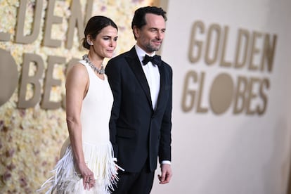 Keri Russell and Matthew Rhys at the Gold Balloons Gala held on January 7, 2014 in Beverly Hills, California. 