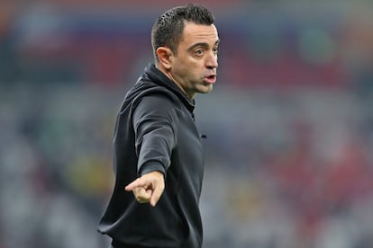 Xavi Hernández como entrenador del Al-Sadd en un partido de la Emir Cup.