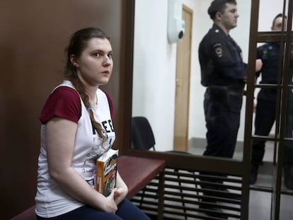 Anna Pávlikova, procesada por pertenencia a una organización extremista, en el juicio el pasado agosto en Moscú.