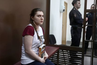 Anna Pávlikova, procesada por pertenencia a una organización extremista, en el juicio el pasado agosto en Moscú.