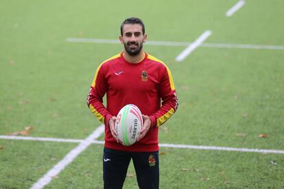 Pol Pla posa tras el entrenamiento de la selección de rugby a siete en Ciudad Universitaria.