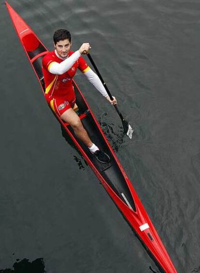 Cal, entrenándose para los Juegos en la Ría de Pontevedra.