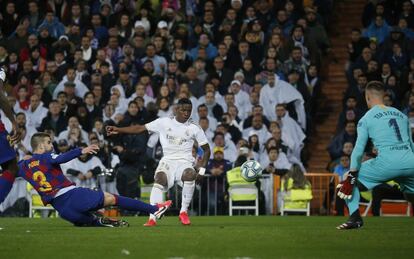 Vinicius marca el primer gol del Real Madrid.