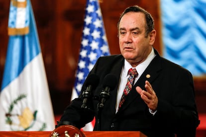 El presidente Alejandro Giammattei, durante una conferencia de prensa en la Ciudad de Guatemala.