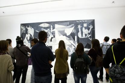 La sala del 'Guernica' en el Museo Reina Sofía.