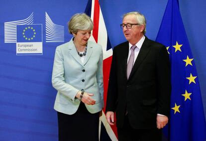 Juncker y May, este viernes en Bruselas.