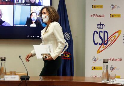 La Secretaria de Estado para el Deporte Irene Lozano, durante una reunión en el CSD el pasado mes de diciembre.
