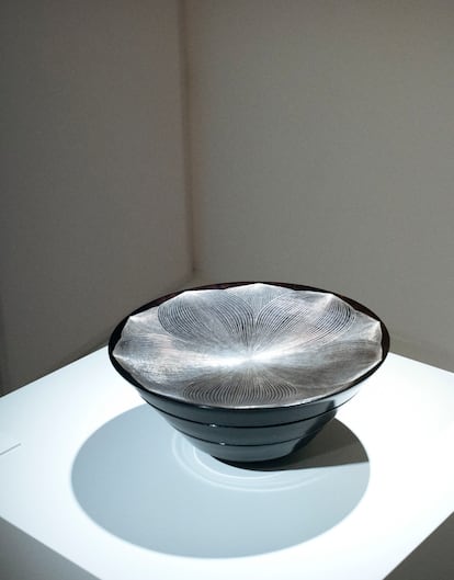 Embracing Lotus, de la surcoreana Sunyi Shin. 
