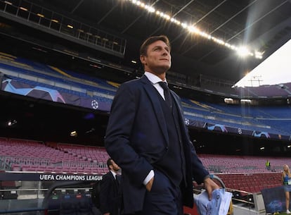 Javier Zanetti, en el Camp Nou durante el entrenamiento del Inter el 1 de octubre