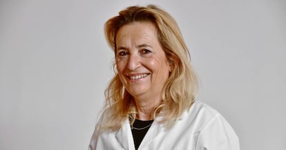 María Salinas, jefa del servicio de análisis clínicos del Hospital San Juan de Alicante.