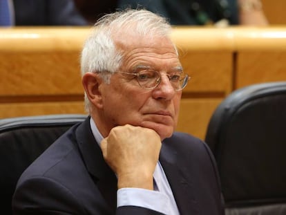 El ministre d'Exteriors, Josep Borrell, dimarts al Senat.